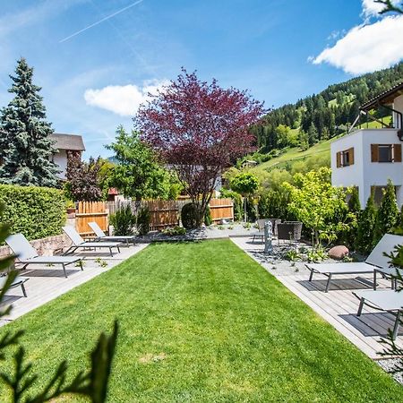 Hotel Gasthof Hoellriegl Sarentino Dış mekan fotoğraf