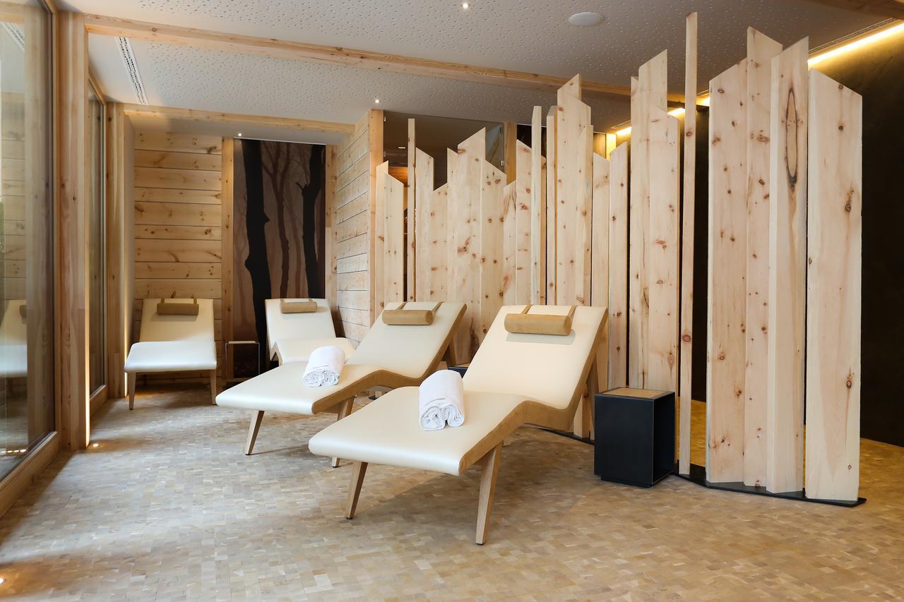 Hotel Gasthof Hoellriegl Sarentino Dış mekan fotoğraf