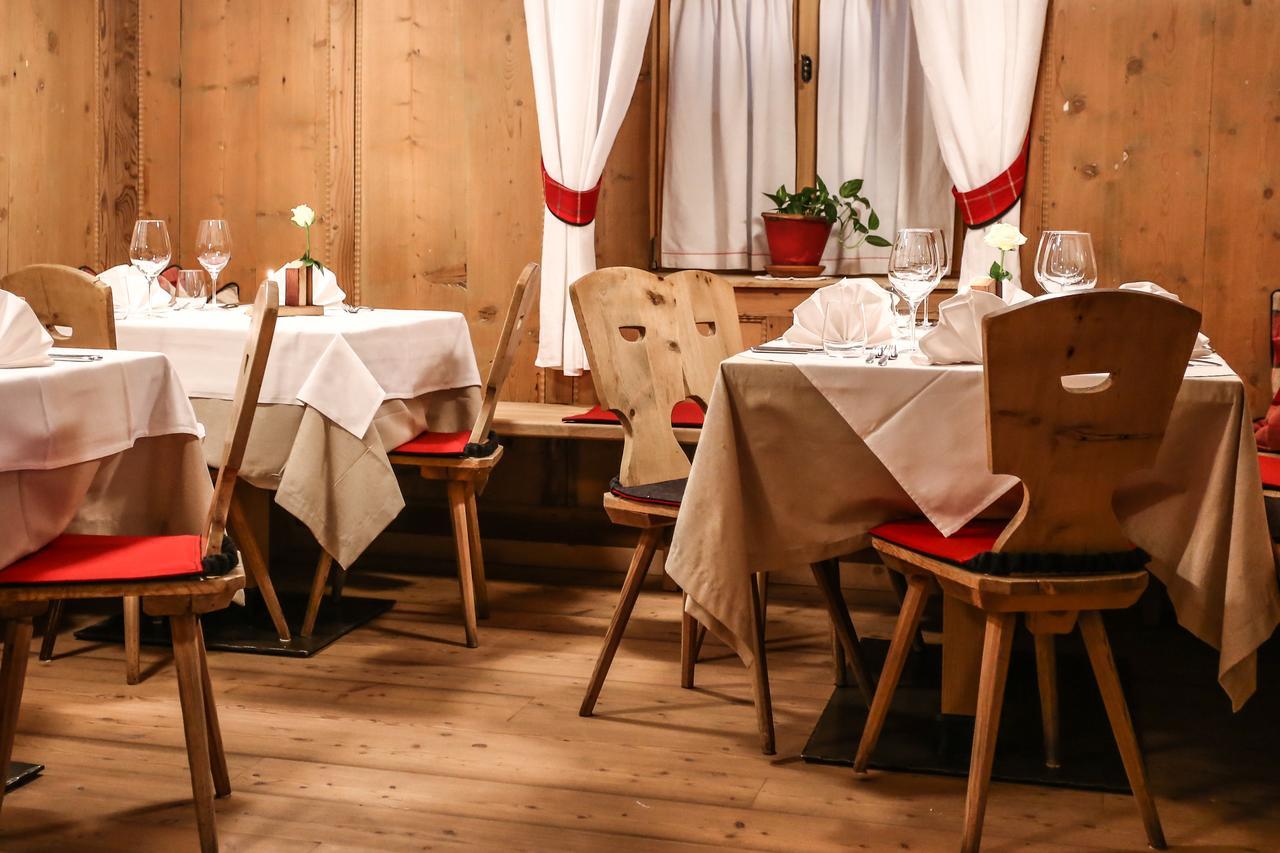 Hotel Gasthof Hoellriegl Sarentino Dış mekan fotoğraf