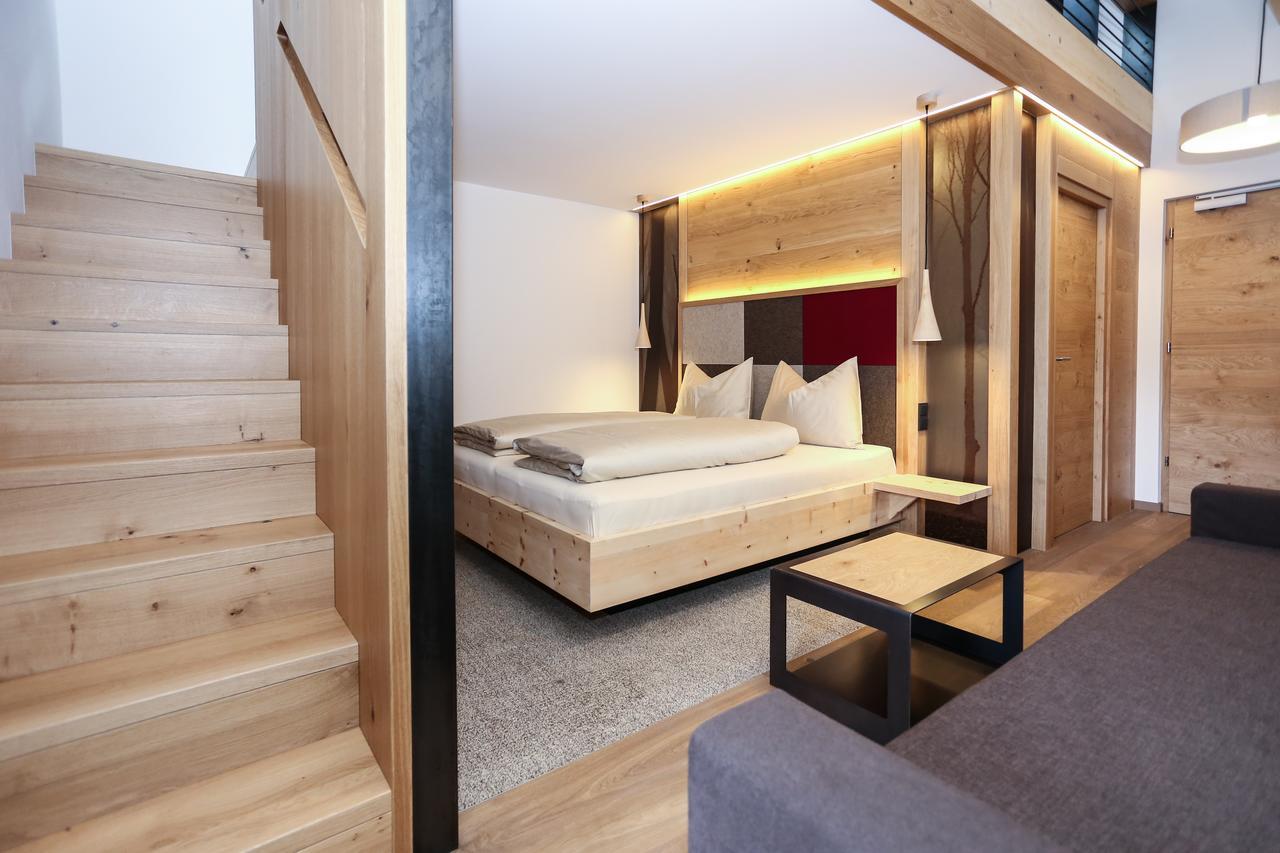 Hotel Gasthof Hoellriegl Sarentino Oda fotoğraf