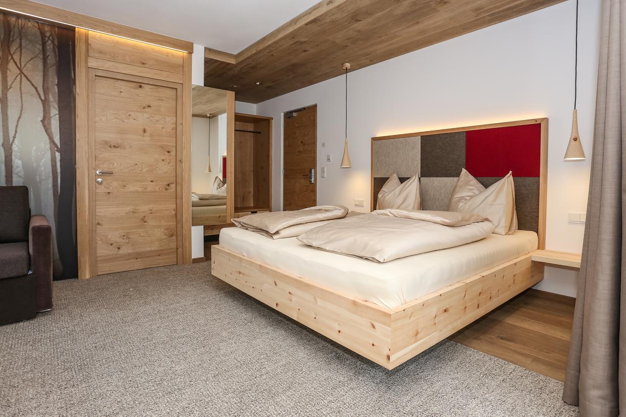 Hotel Gasthof Hoellriegl Sarentino Oda fotoğraf
